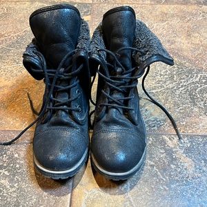 Womens size 7 boots